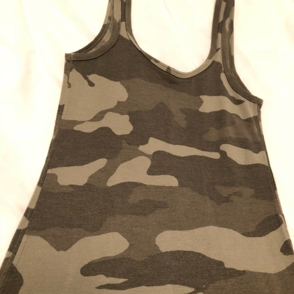 Camo Tank Sz XS - Picture 3 of 4
